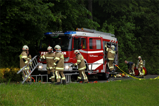 Feuerwehr und Retteung Gefahrgutübung in Wiesthal [040].JPG