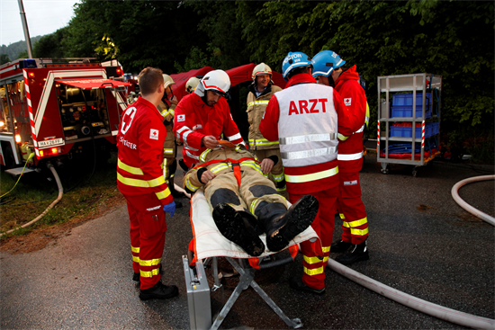 Feuerwehr und Retteung Gefahrgutübung in Wiesthal [095].JPG